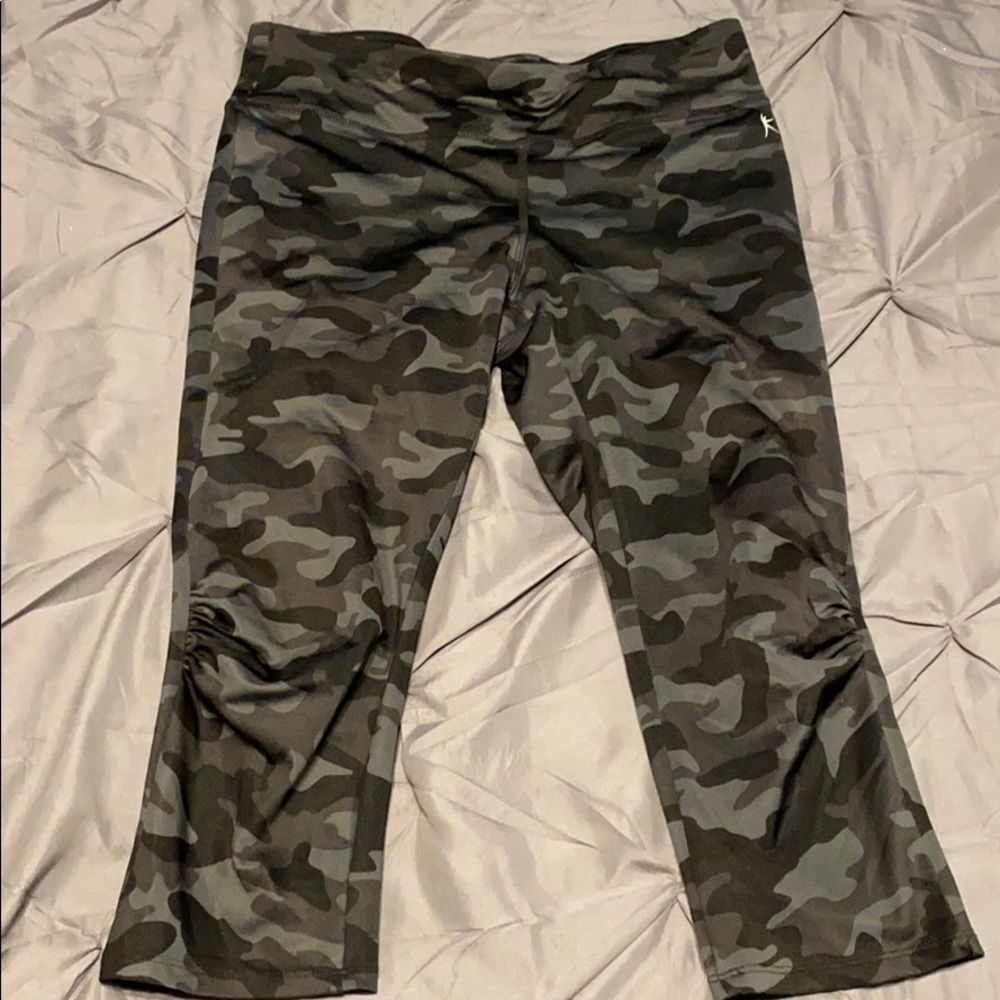 DANSKIN Now Ankle Length Workout Pants
